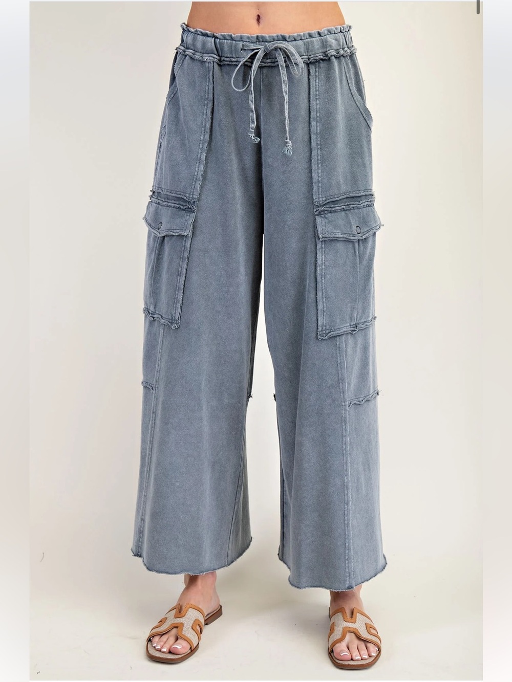 New: Easel Erma Feeling Good Mineral Washed Terry Knit Cargo Pants• Medium